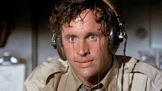 땀 흘리는 남자가 모두 섹시한 것은 아니다. [사진 유튜브 캡처]