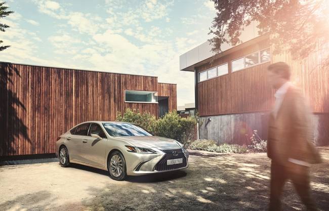 렉서스 ES300h. /사진=렉서스