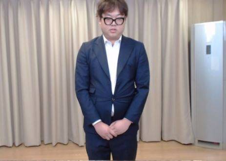 아프리카 BJ 겸 유튜버 감스트 합동방송에 시청자가 난입해 매니저가 부상을 입었다. /사진=아프리카TV 방송 캡처