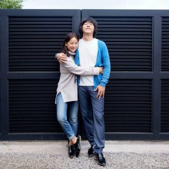 이효리, 이상순 부부/사진=아지오 카다로그