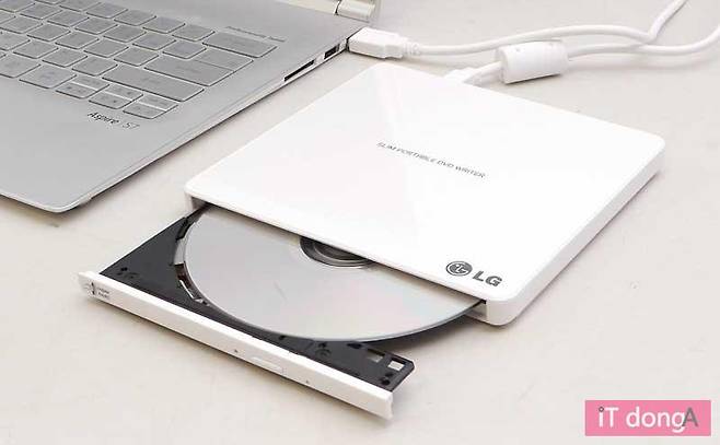 USB 규격의 외장형 ODD