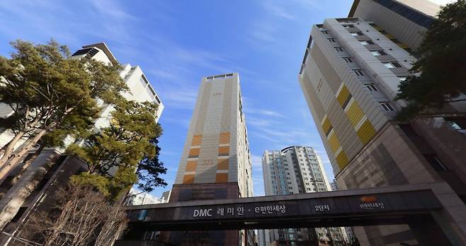 △ DMC래미안e편한세상 [이미지 = 네이버 로드뷰 캡처]