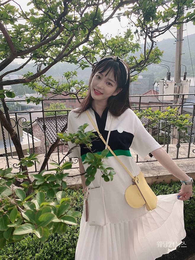 사진 : 이유비 인스타그램 캡쳐, 제이에스티나