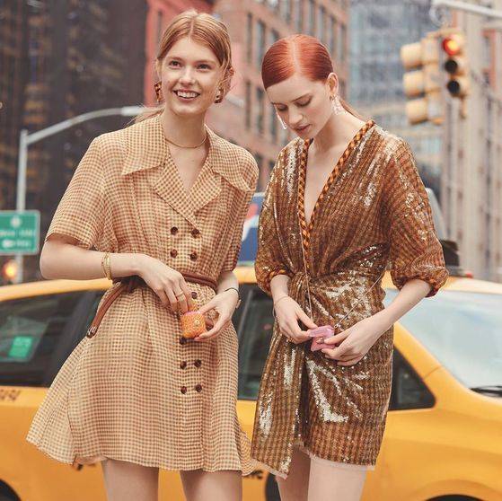 지난 2월 공개된 '펜디'의 미니 바케트. 앙증맞은 사이즈로 시선을 끈다. 사진 펜디 공식 인스타그램