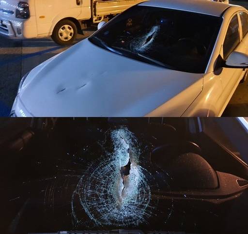 지난 19일 오후 10시20분쯤, 경부고속도로 구미 나들목 인근을 달리던 A씨는 앞선 차량이 밟고 지나간 판스프링이 날아와 유리창을 뚫고 들어온 아찔한 사고를 당했다. 다행히 다치지는 않았으나, 일주일이 지나도 사고 당시의 충격에서 벗어나지 못하고 있다. A씨 제공