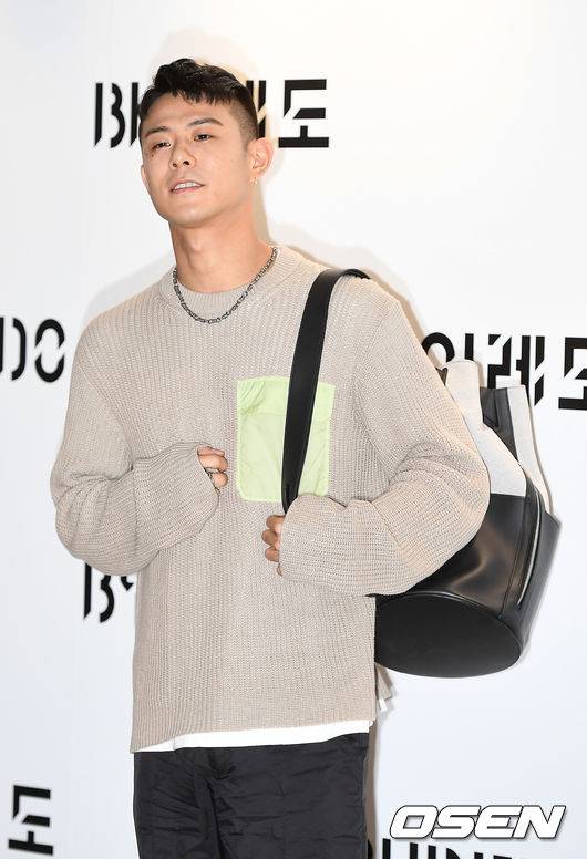 [OSEN=곽영래 기자]래퍼 빈지노가 포토타임을 갖고 있다. / youngrae@osen.co.kr