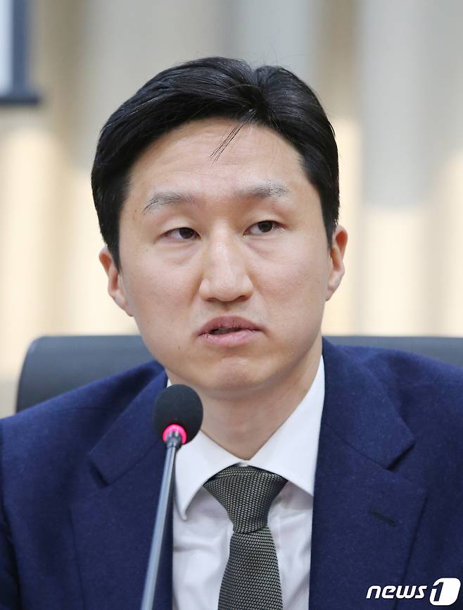 대전 유성구 KAIST에서 열린 AI 1등 국가를 위한 'AI One Team' 출범식에서 정기선 현대중공업 부사장이 인사말을 하고 있다. 2020.2.20/뉴스1 © News1 김기태 기자