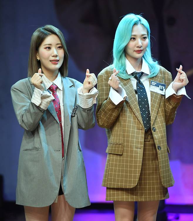 우지윤, 안지영