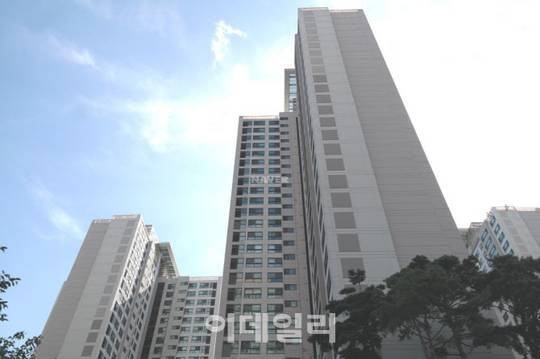 서초구 반포동에 위치한 래미안퍼스티지 전경. (사진=네이버부동산)