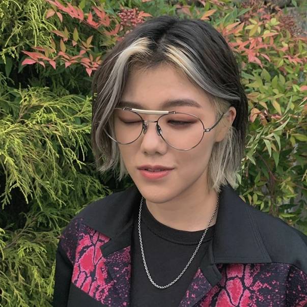 황소윤 인스타그램