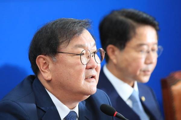 김태년 더불어민주당 원내대표. 연합뉴스