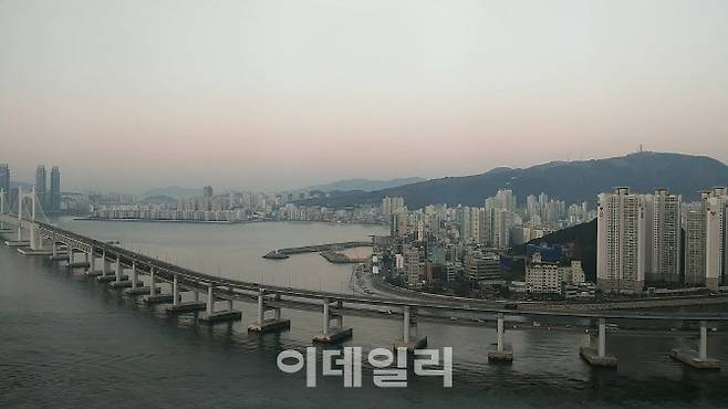 부산광역시 광안대교 일대(사진=김용운 기자)