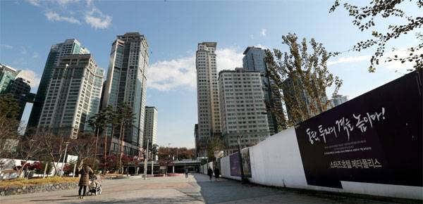 당정이 임대차3법 도입과 소급 적용 계획을 밝히면서 전·월세 시장이 극심한 혼란에 빠졌다. 사진은 전·월세 물량이 많은 경기도 화성 동탄신도시 메타폴리스 일대. [매경DB]