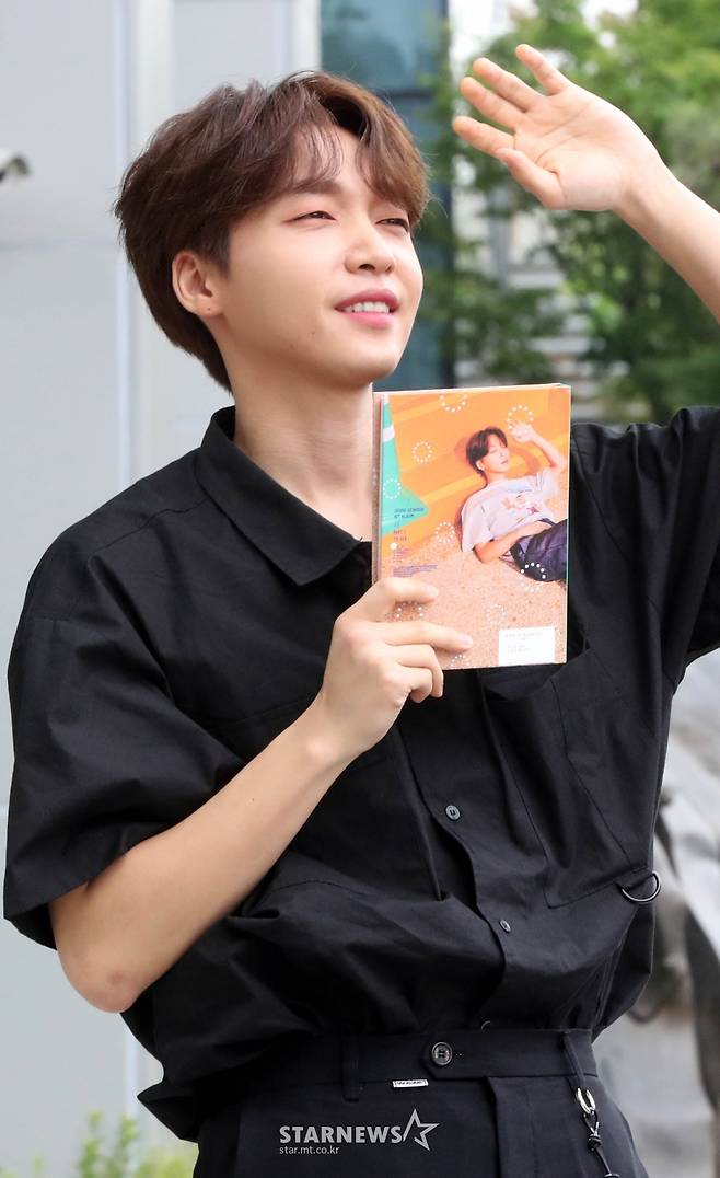 정세운 '앨범자켓과 같은 포즈~' [★포토]