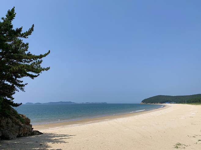 Wansando Beach (Im Eun-byel / The Korea Herald)