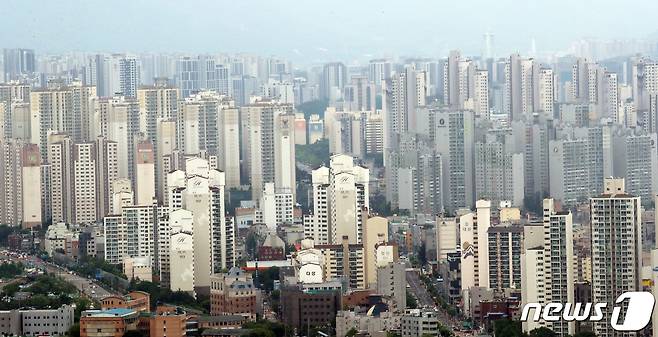 서울 아파트 전경.© News1 김명섭 기자