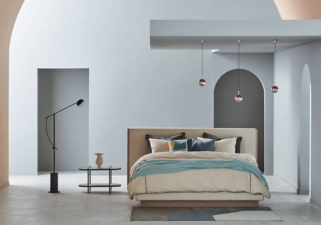 시몬스 침대, 프레임 신제품 출시 데르펠