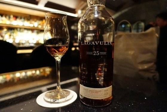 고급스러운 이미지의 위스키. [사진 김대영]