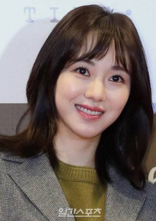 권민아