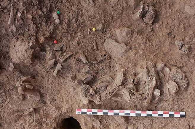 9000년 전 장례 풍습을 알 수 있는 화장터(사진)가 이스라엘에서 발견됐다