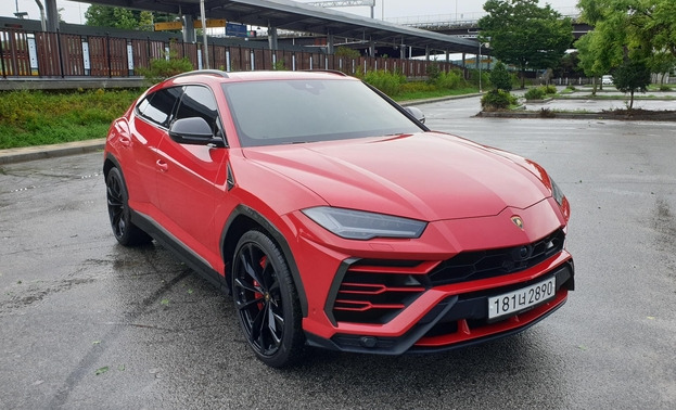 시승기] 슈퍼 Suv 람보르기니 우루스, 가족 차로도 좋네요