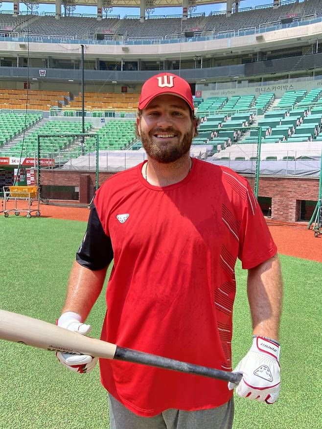 ▲ ▲ SK 새 외국인 타자 타일러 화이트는 23일 1군 데뷔전을 치른다 ⓒSK와이번스