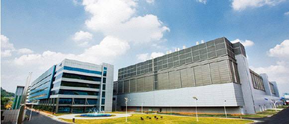 SMIC 중국 선전 공장.