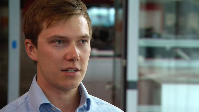 잰슨 스미스는 비슷한 상황에 놓인 다른 아마존 판매자들을 돕고 있다