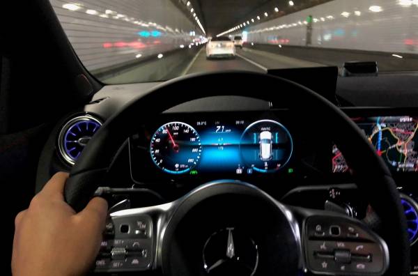 메르세데스-벤츠 '더 뉴 GLB 250 4Matic'