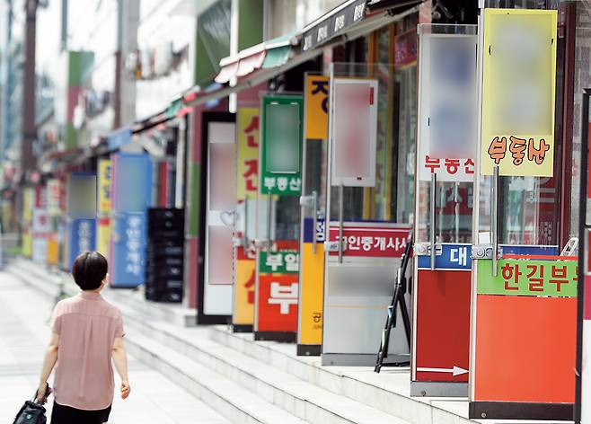 대한법률구조공단과 지방자치단체가 운영하는 ‘주택임대차분쟁조정위원회’는 세입자가 소위 ‘갑질’을 당해도 집주인이 분쟁조정에 동의하지 않으면 중재가 진행되지 않았다. 앞으론 반대로 집주인이 조정을 원해도 세입자가 받아들이지 않을 경우 중재절차가 성립되지 않는다. /사진=뉴스1