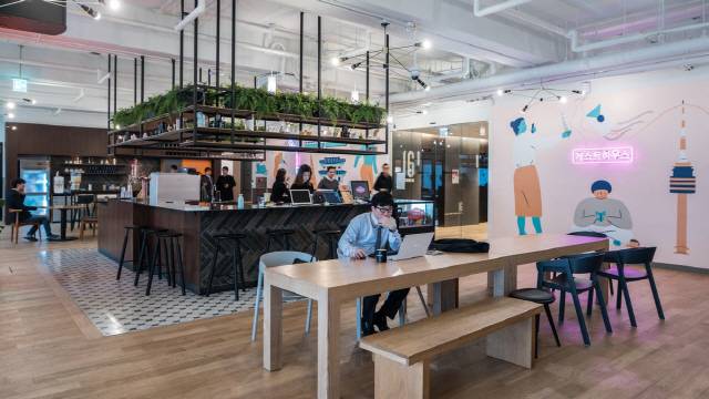 위워크 을지로 지점 핫데스크 모습/서울경제DB