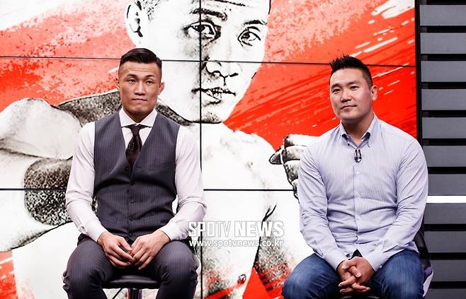 ▲ 정찬성(왼쪽)과 에디 차 코치 ⓒ한희재 기자