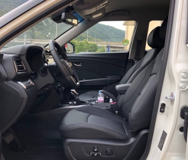 쌍용차 '티볼리 에어' 인테리어