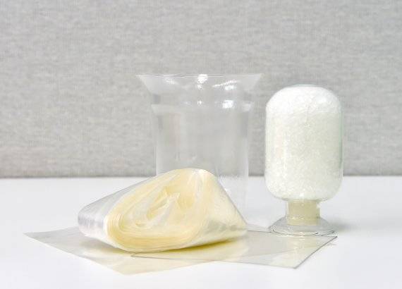 LG화학이 개발한 생분해성 신소재 및 시제품