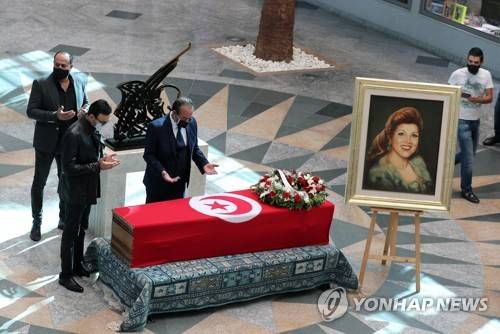 TUNISIA PEOPLE SINGER NAAMA DEAD