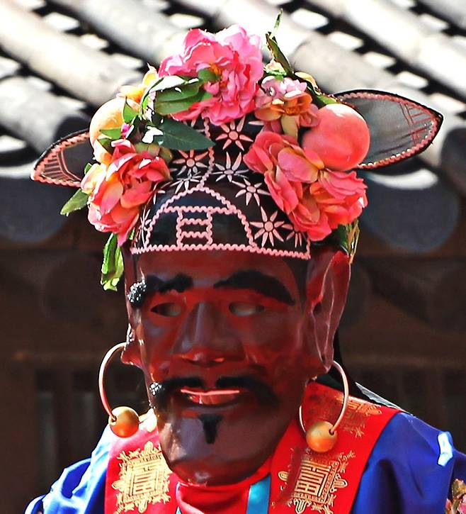 처용무에 쓰이는 가면 [연합뉴스 자료사진]