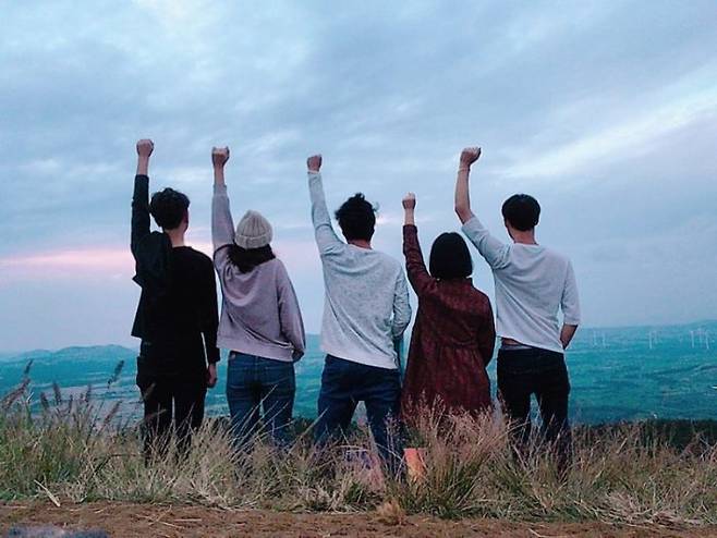 게스트하우스 스태프들끼리 여행을 다니며 친목을 쌓기도 했다.(사진=라봉게스트하우스 제공)