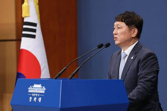 최재성 청와대 정무수석. [이미지출처=연합뉴스]