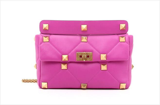 사진 : 발렌티노(VALENTINO), 로만 스터드백