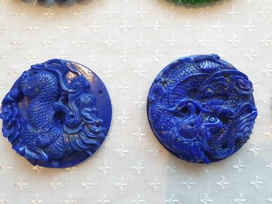 아프간을 대표하는 보석 라피스 라주리를 활용한 공예품. 전수진 기자