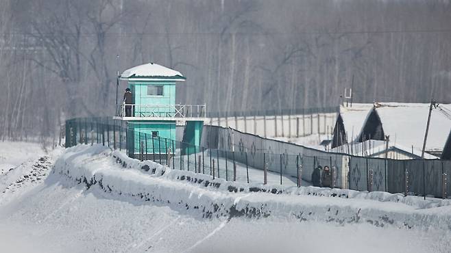 북중 접경지대의 한 북한 초소