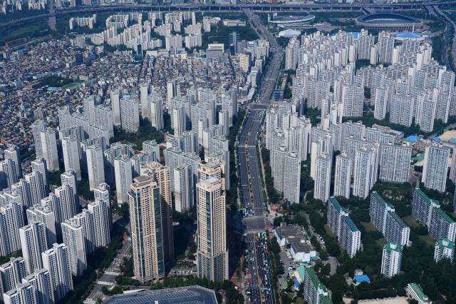 서울 송파구 잠실동 일대 아파트 밀집지역의 모습. [헤럴드경제DB]