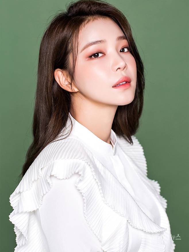 사진 : 보이드 바이 박철, 2021 TRENDY WEDDING HAIR & MAKE UP SHOP