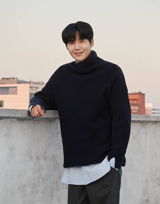 [서울=뉴시스] 배우 김선호 (사진 = 솔트엔터테인먼트) 2020.12.09. photo@newsis.com