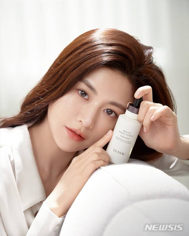 [서울=뉴시스]배우 고윤정 '연작' 화보