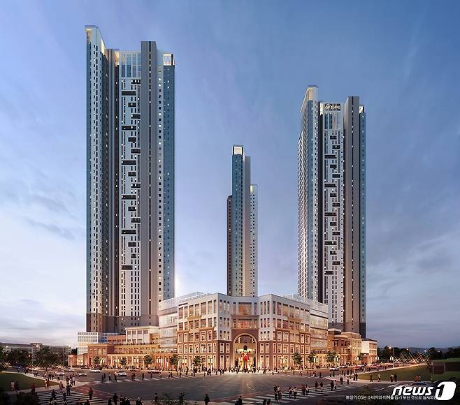 평택 '힐스테이트 고덕 센트럴' 상가 전면. © 뉴스1