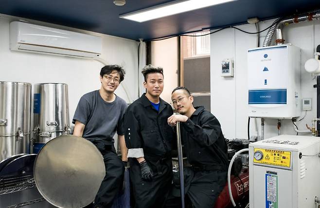 최근 막걸리 전문가와 청년 양조인이 다수 등장했다. /사진=한강주조 제공