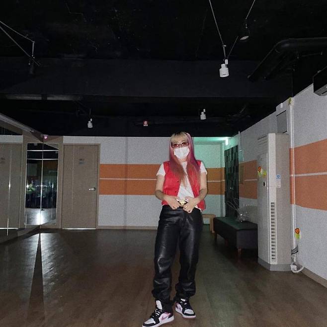 미란이가 사랑하는 나이키 에어포스.