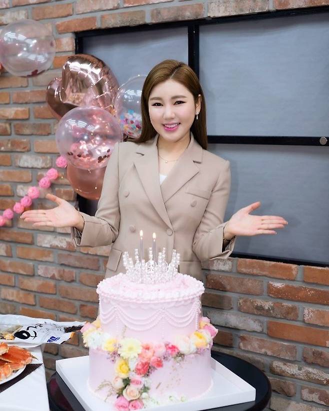 Trot Singer Song Ga-in has celebrated his birthday.On December 27, Song Ga-in posted two photos on his personal SNS.In the photo, he poses in front of a birthday cake prepared by Fan club Again on his birthday on the 26th, and then he is turning off his birthday candle.So Song Ga-in said, Thank you for the birthday party prepared by my beloved Again fans.