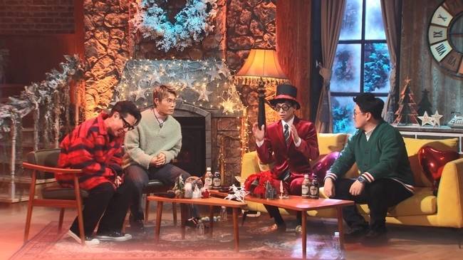 Hangout with Yooo Yoon Jong Shin bombs Yoo Jae-Suks Heart on Good stage.The second story of Operation Rescuing Winter Song will be released at MBCs Hangout with Yoo (director Kim Tae-ho Kim Yoon-jip, author Choi Hye-jung of Wang Jong-seok, Jang Woo-sung), which will be broadcast on January 2.Returning artist Yoon Jong Shin will present an ecstatic stage with the top 100 ear Yoo Jae-Suks favorite song Good in Operation Rescuing Winter Songs.Yoo Jae-Suk, Kim Beom-Su, and Defcon, who watched the stage of the Yoon Jong Shin pouring out the power of the whole body, all caught Heart.Yoo Jae-Suk is said to have been soaked in the lingering luck that Yoon Jong Shin said, I took my heart out a little!My selection was not wrong, he said, expressing his satisfaction with the top 100 ears, which insisted on good.Yoo Jae-Suk, who said earlier that the winter song Age recommended by Yoon Jong Shin was so sad, apologized, saying that it was different.Yoon Jong Shin, who chose Age as a rescue song following Good, said, It is the perfect song for the year-end and New Year holidays, adding, I hope it will be a time to think about my Age in 2021.Yoo Jae-Suk, who watched the stage of Age by Yoon Jong Shin, said, The front seat of (Age) is changing.In addition, Yoon Jong Shin recalled memories of Non-Soo with Kim Beom-Su, and he made his first impression when he first saw Kim Beom-Su on the radio 20 years ago.